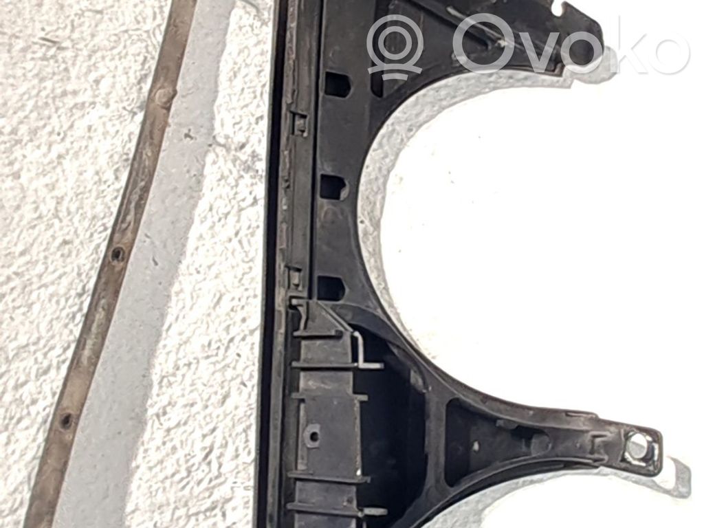 Mercedes-Benz E W210 Rivestimento modanatura 