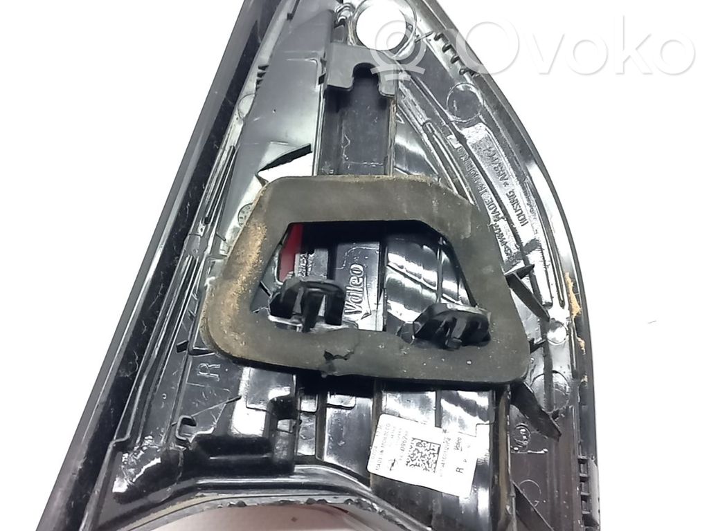 Opel Corsa F Lámpara de faros/luces traseros