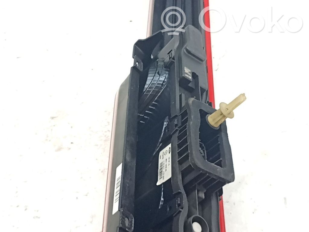 Lámpara de faros/luces traseros   2411271,BK2113405AJ