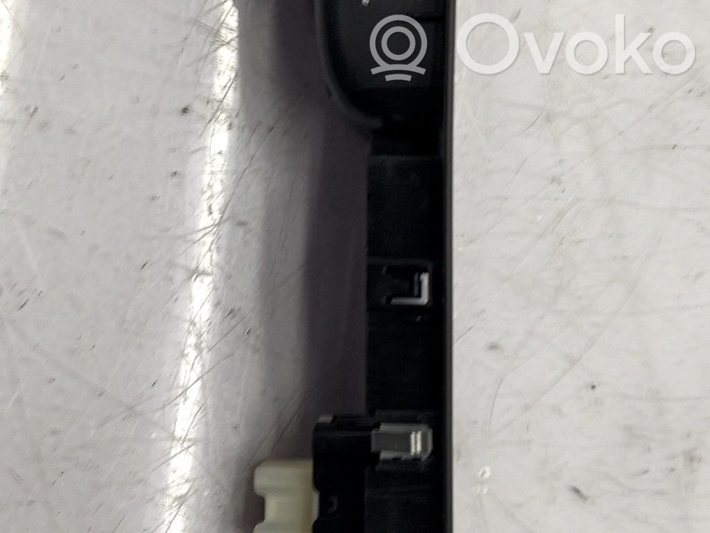 Dacia Sandero Comutator comandă geamuri electrice