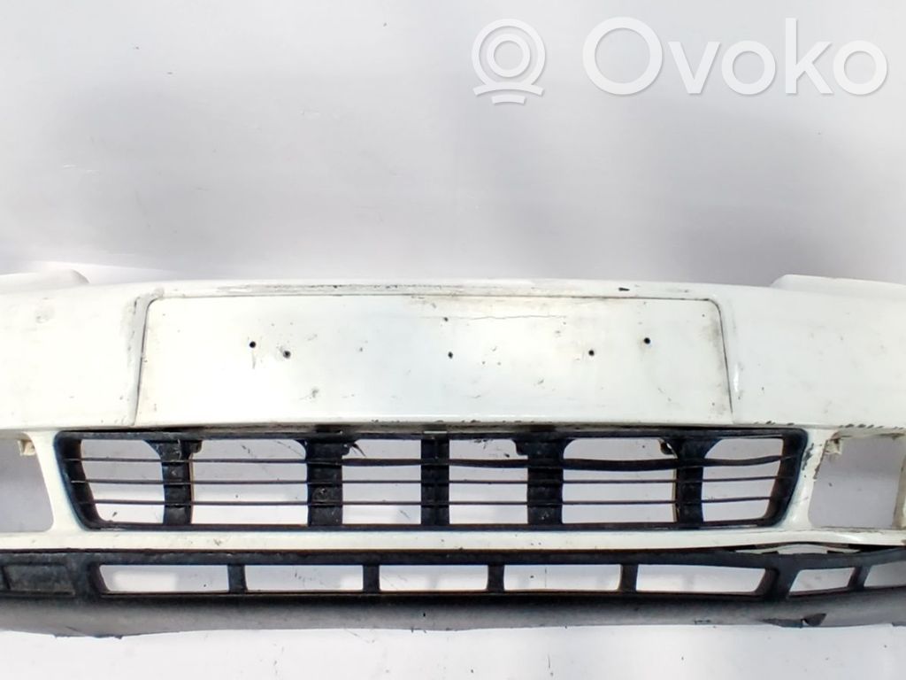 Front bumper   8D0807103GRU