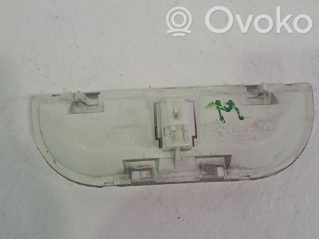 Chrysler Voyager Ramă consolă lumini plafon 