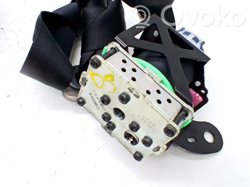 Front seatbelt   GS1D57L90C02