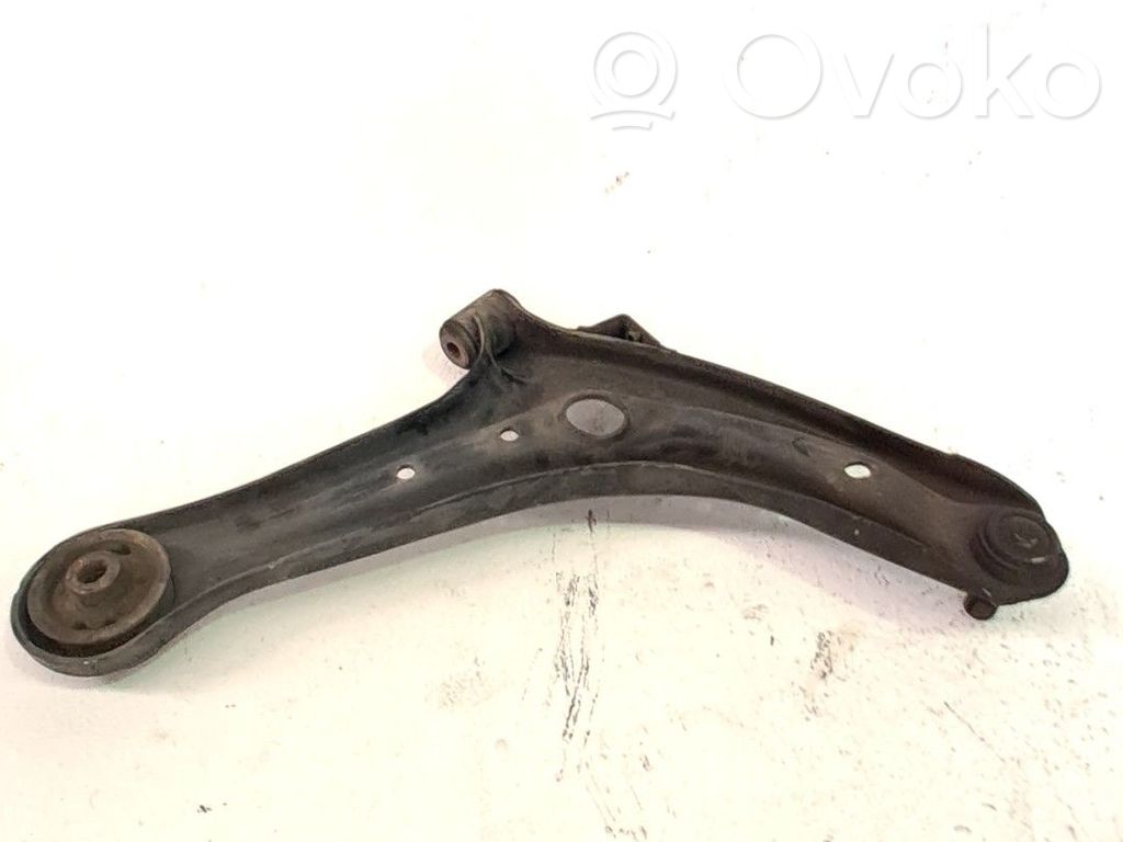 Front lower control arm/wishbone   D65134350