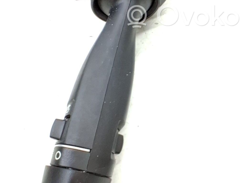 Boutons / interrupteurs volant   93403J9850