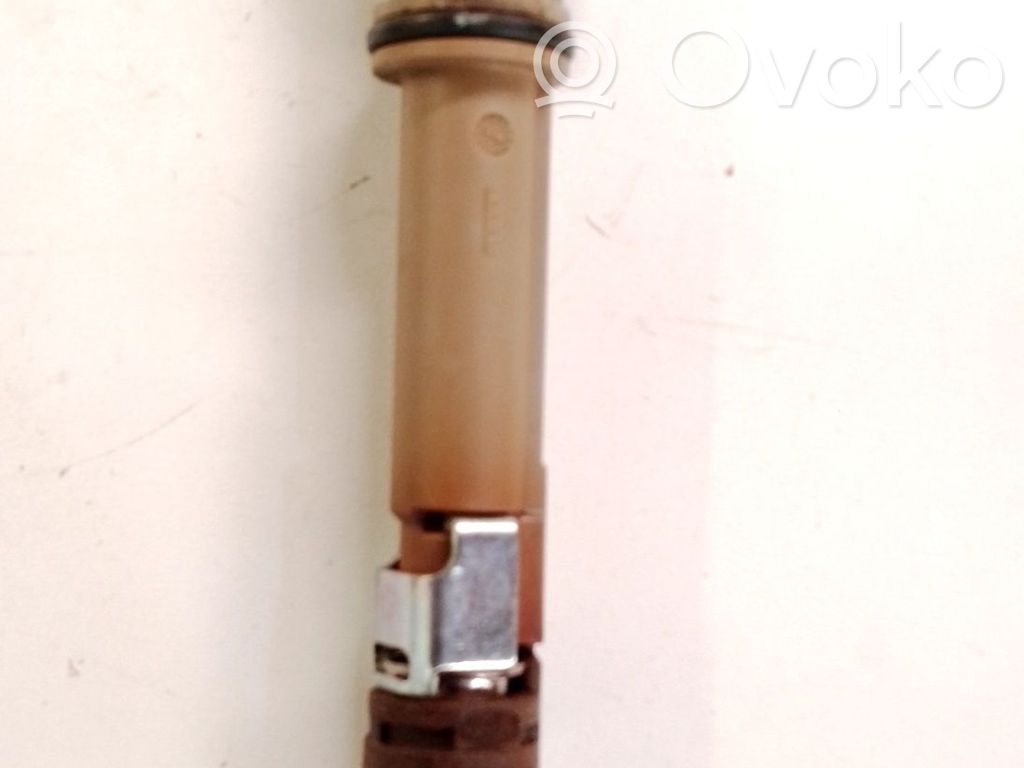 Inyector de combustible   07P906036C