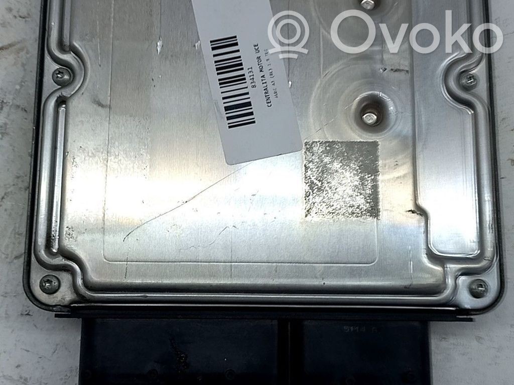 Unidad de control/módulo ECU del motor   03G906016J