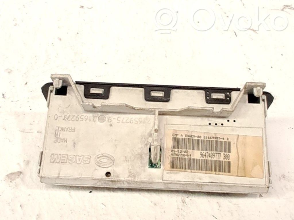 Peugeot 206 HUD-näyttö 