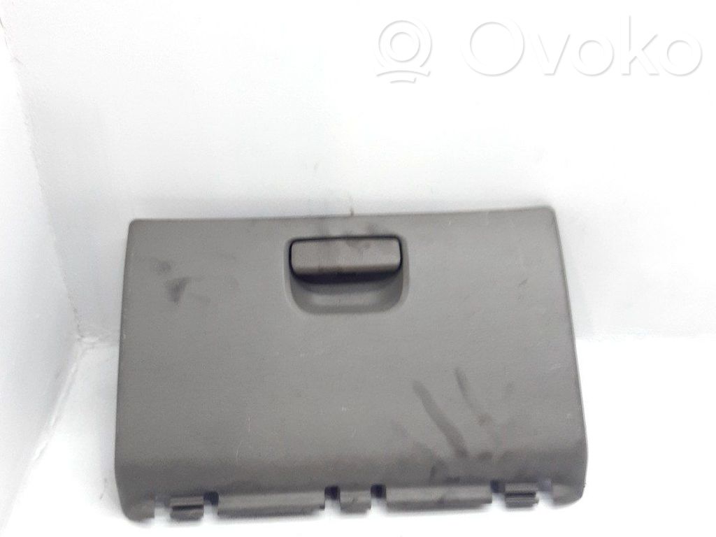 Guantera   5009029AA