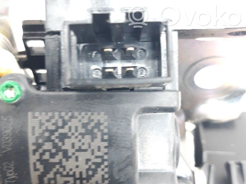 Tailgate lock latch   3V0827505D