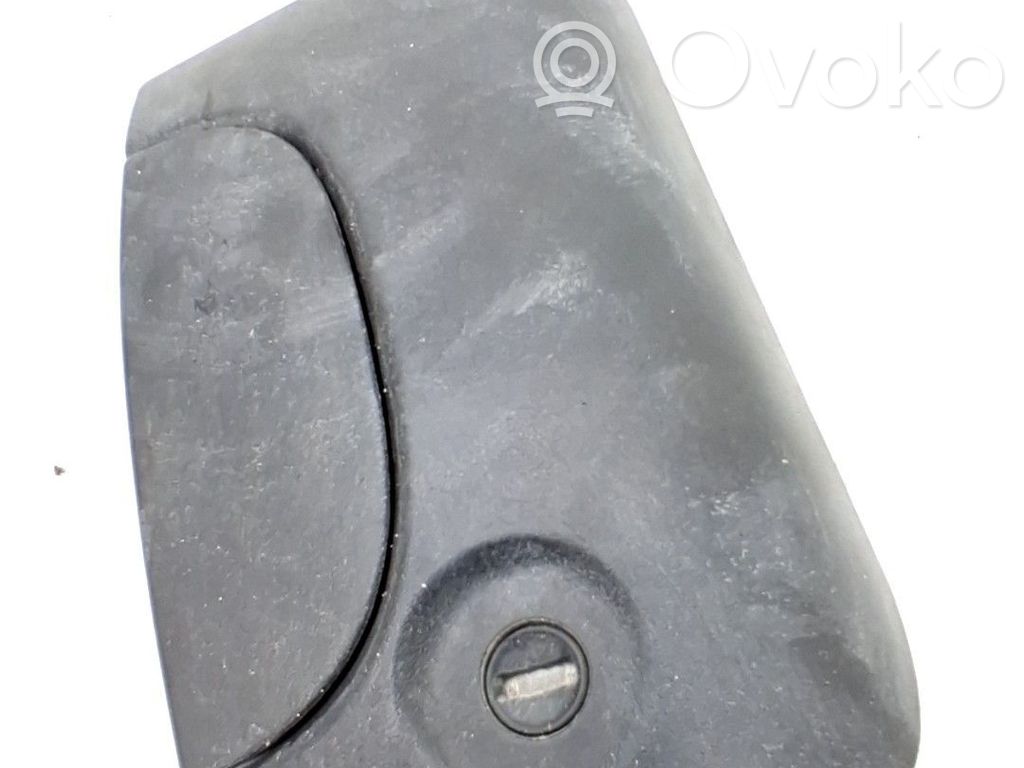 Tailgate trunk handle   8200153668
