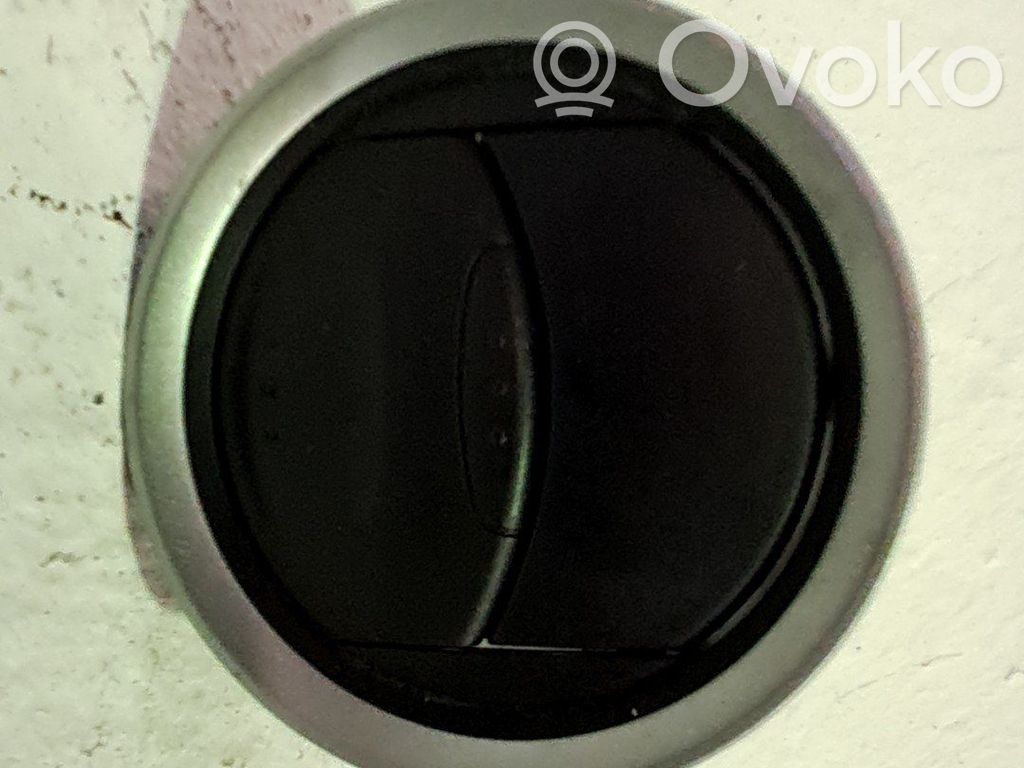 Ford Fiesta Ramă grilă ventilație bord 