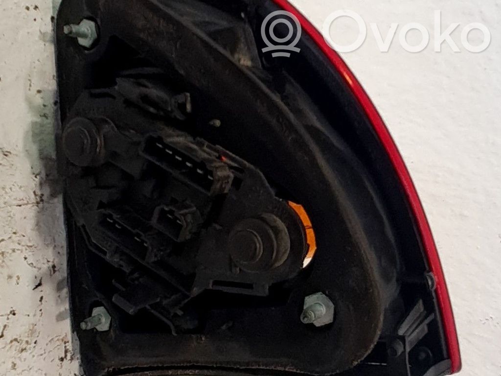 Lámpara de faros/luces traseros   1M694511201C