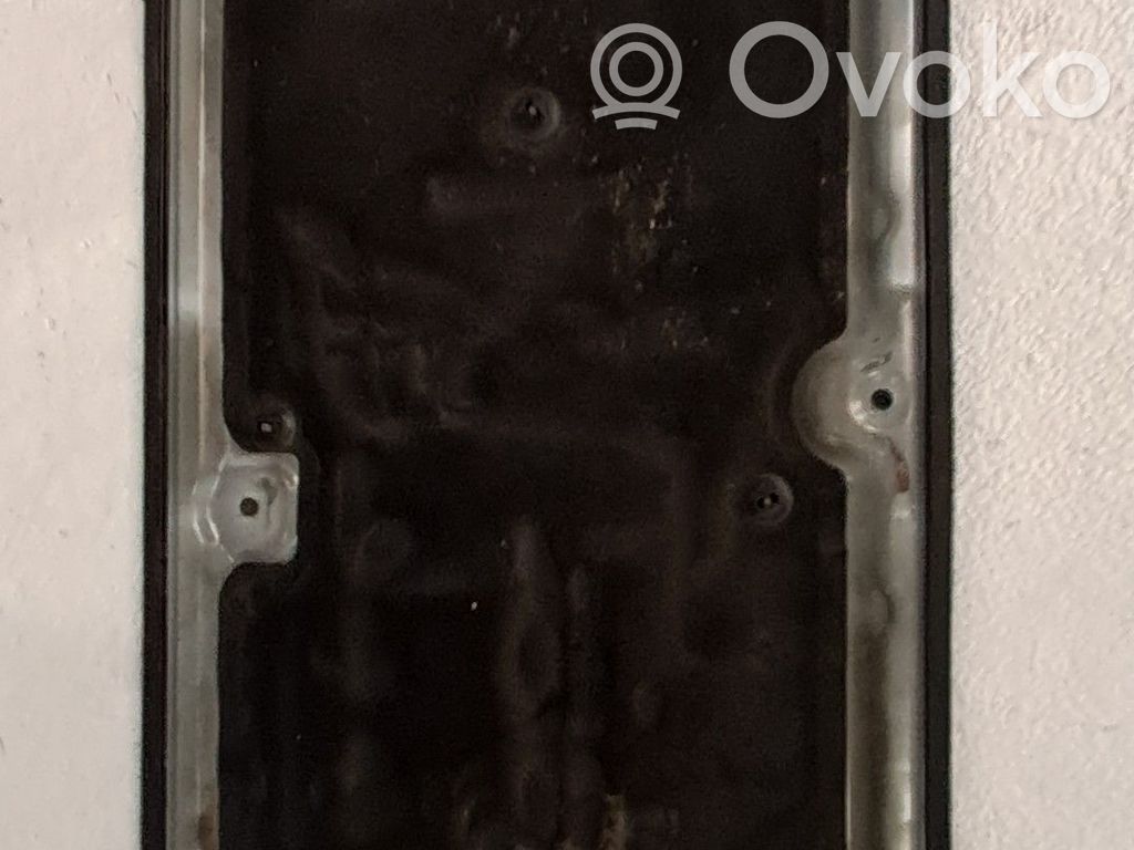 Motorabdeckung   990E72475R