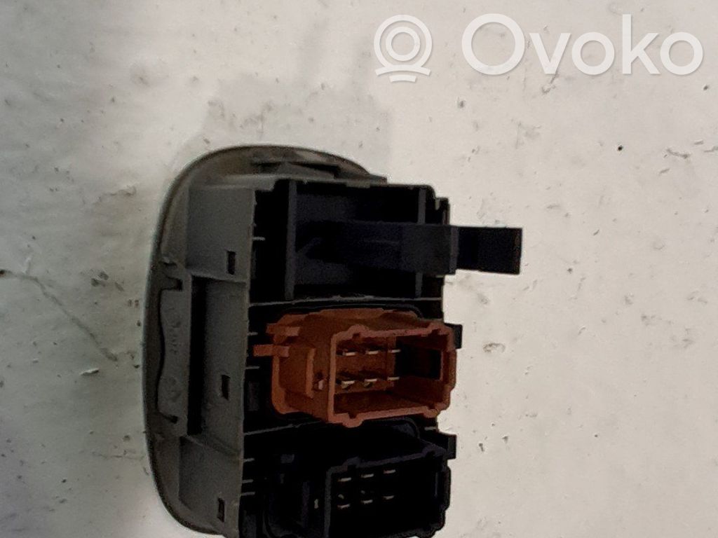 Opel Vivaro Tasten Schalter Multifunktionslenkrad 