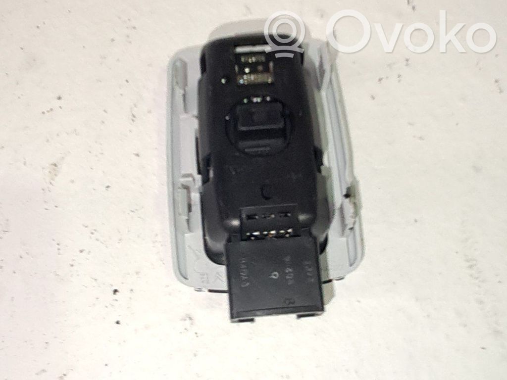 Peugeot 508 II Panel oświetlenia wnętrza kabiny 