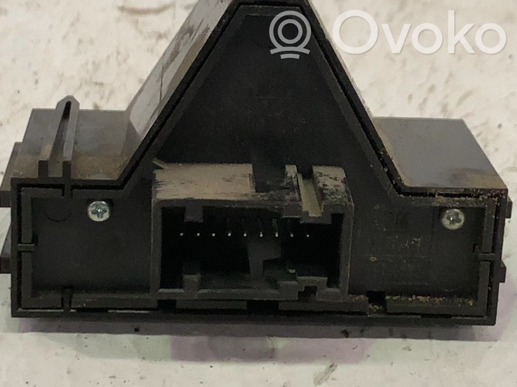 Botón interruptor de luz de peligro   13189800