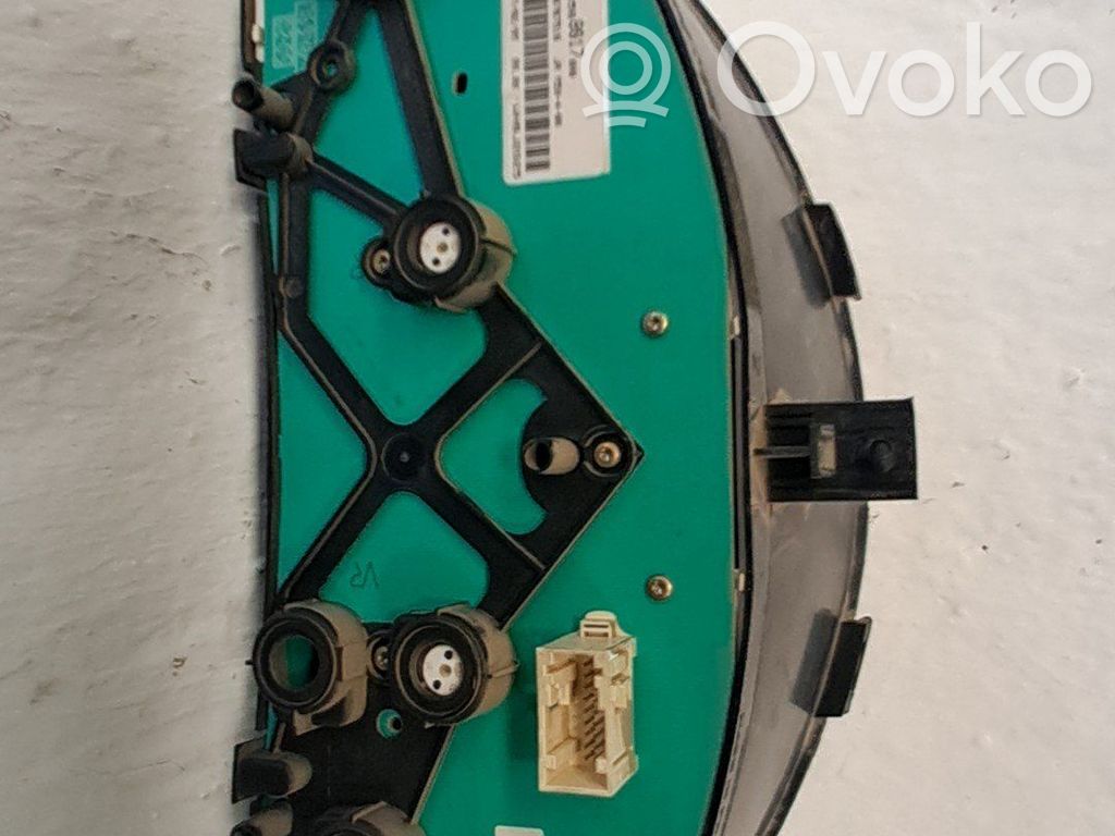 Geschwindigkeitsmesser Cockpit   1608429280
