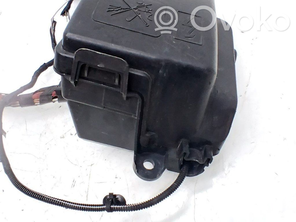 Módulo de fusible   243825499R