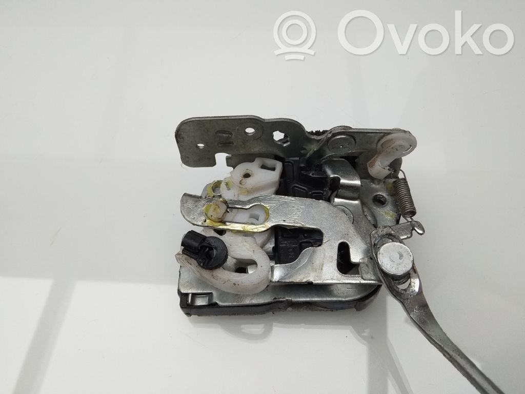 Etuoven lukko   8220281A00