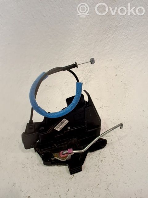 Cerradura de puerta delantera   81310H8040