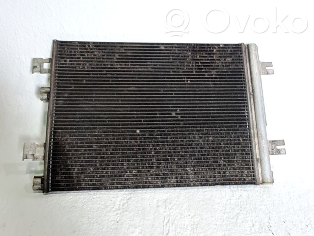 Dacia Sandero Radiator răcire A/C (condensor) 