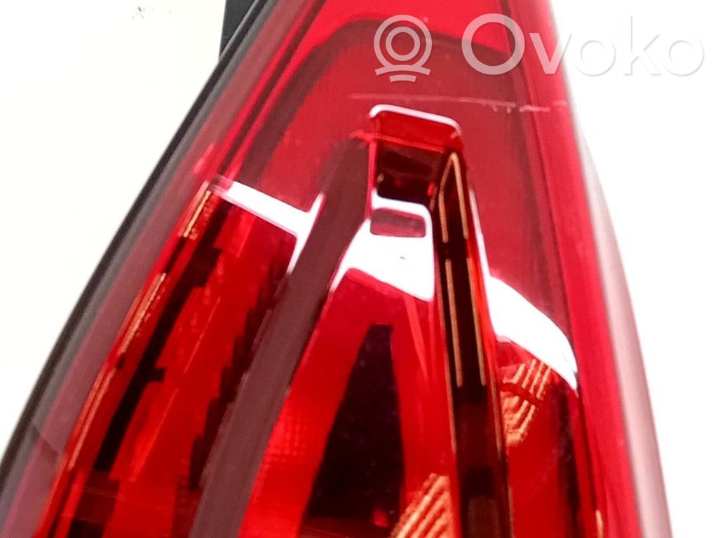 Lámpara de faros/luces traseros   9820555080