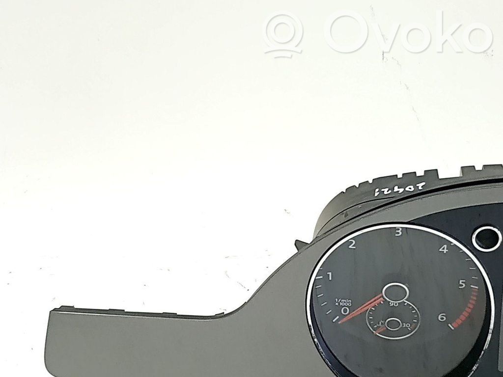 Geschwindigkeitsmesser Cockpit   3C0920872G