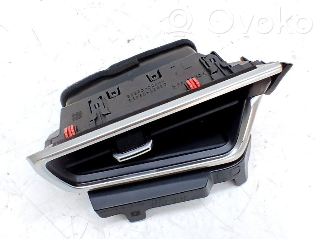 Toyota Corolla E110 Copertura griglia di ventilazione cruscotto 