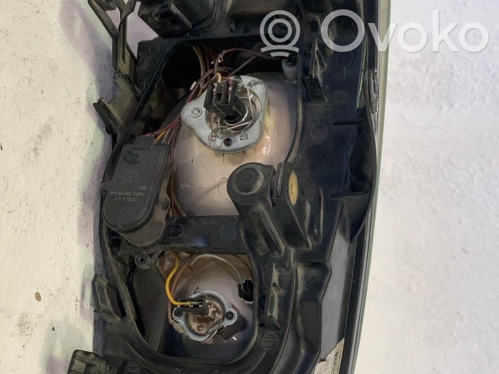 Faro/fanale   1480990,4M5113101AD