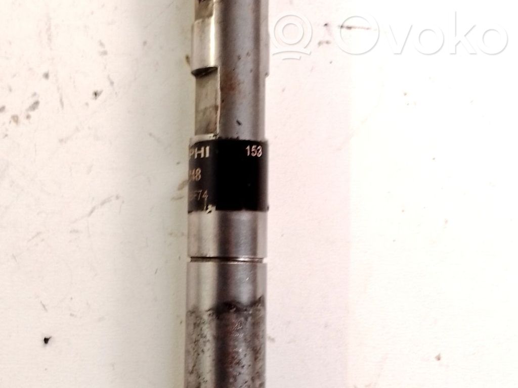 Polttoainesuutin   166009384R