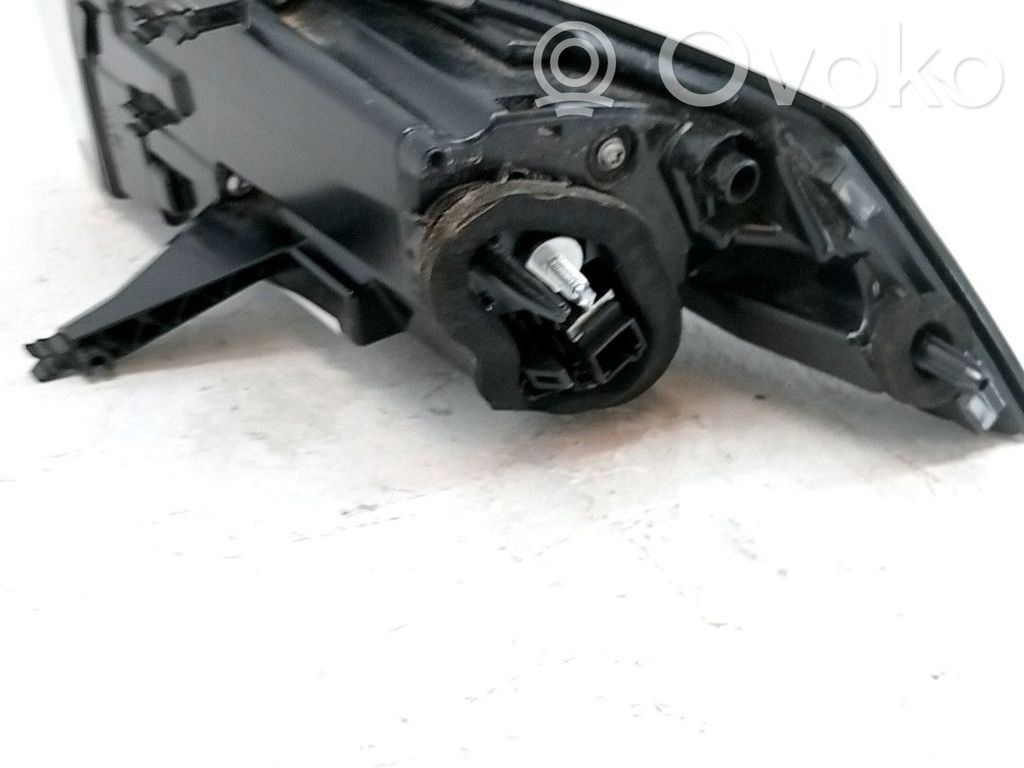 Peugeot 2008 I Lampada fanale posteriore 