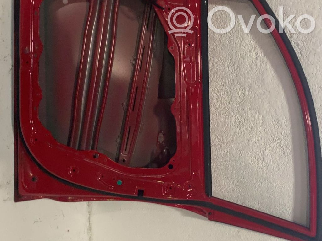 Puerta delantera   76004D7000