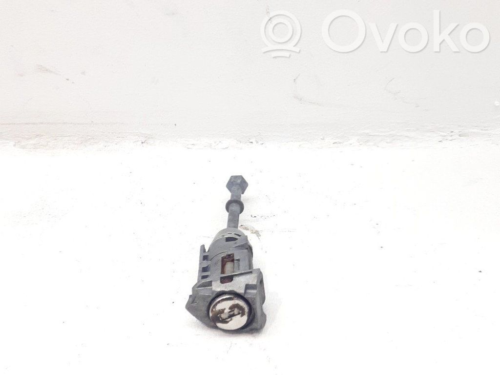 Citroen C4 III e-C4 Zamek drzwi przednich 