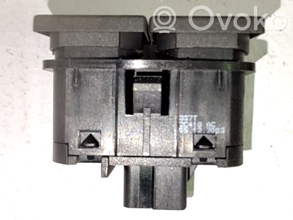 Ford Mondeo Mk III Steering wheel buttons/switches 
