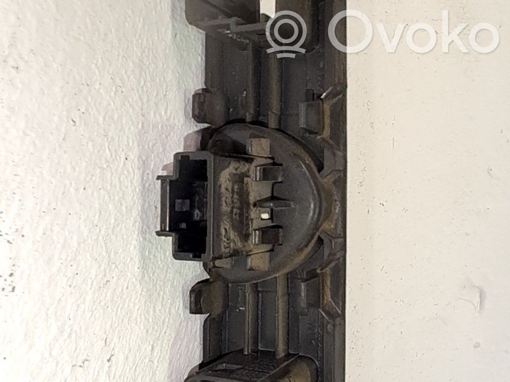 Comutator lumini pericol   8200442723
