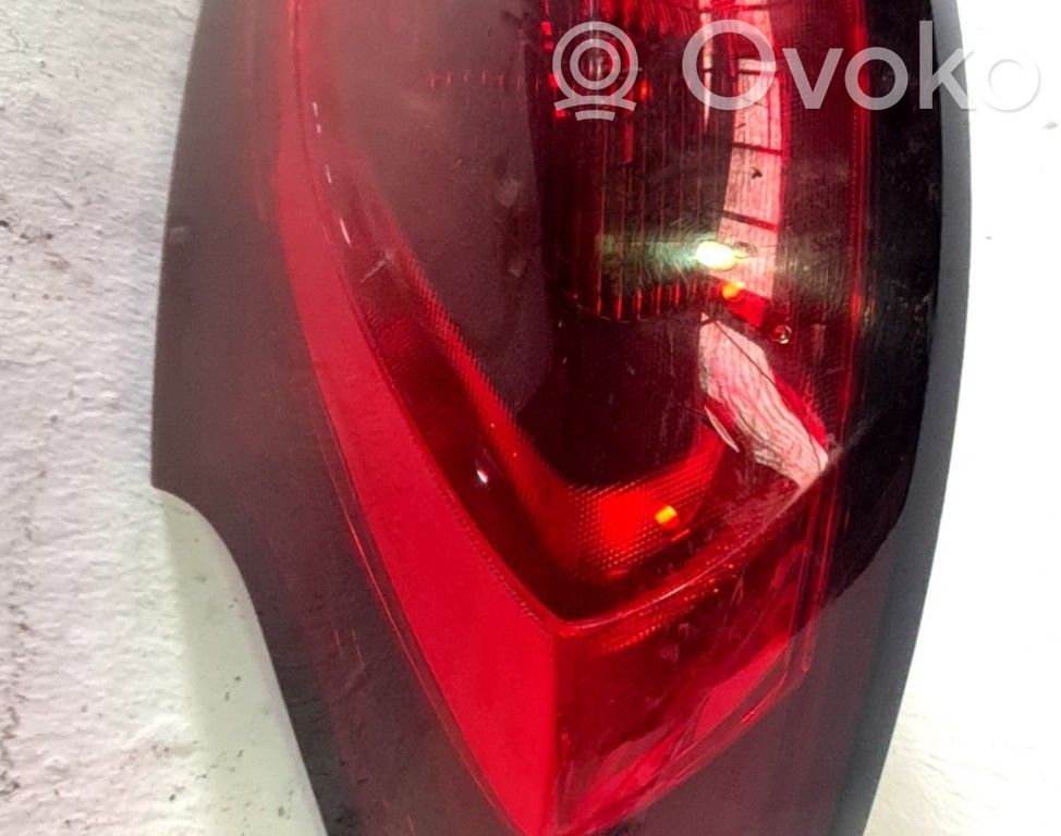 Vauxhall Zafira C Bec lampă spate 