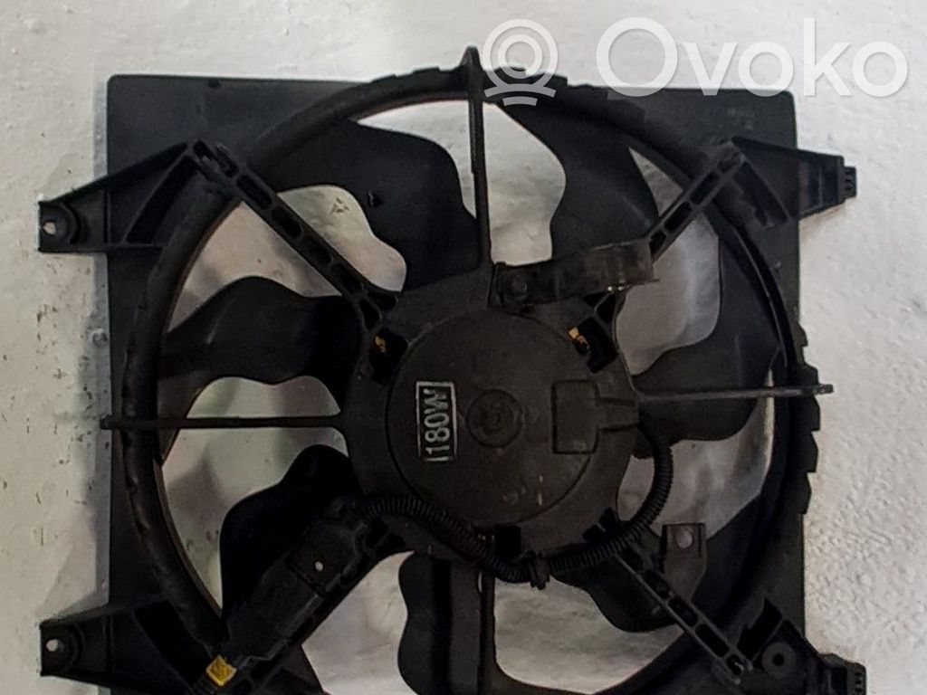 Tila-auton jääkaappi   252313F000