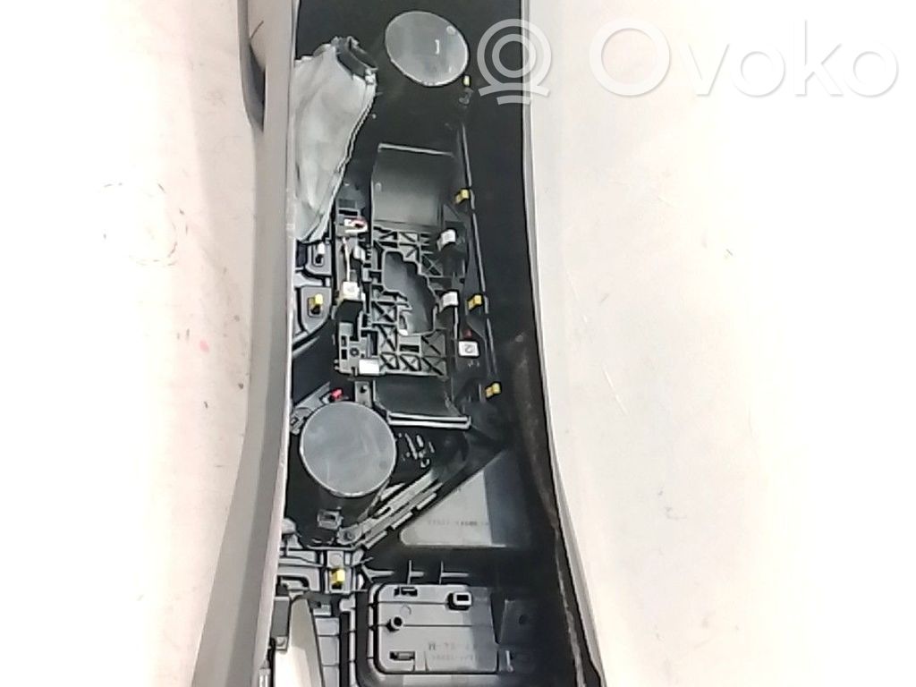Keskikonsoli   5890142260C0