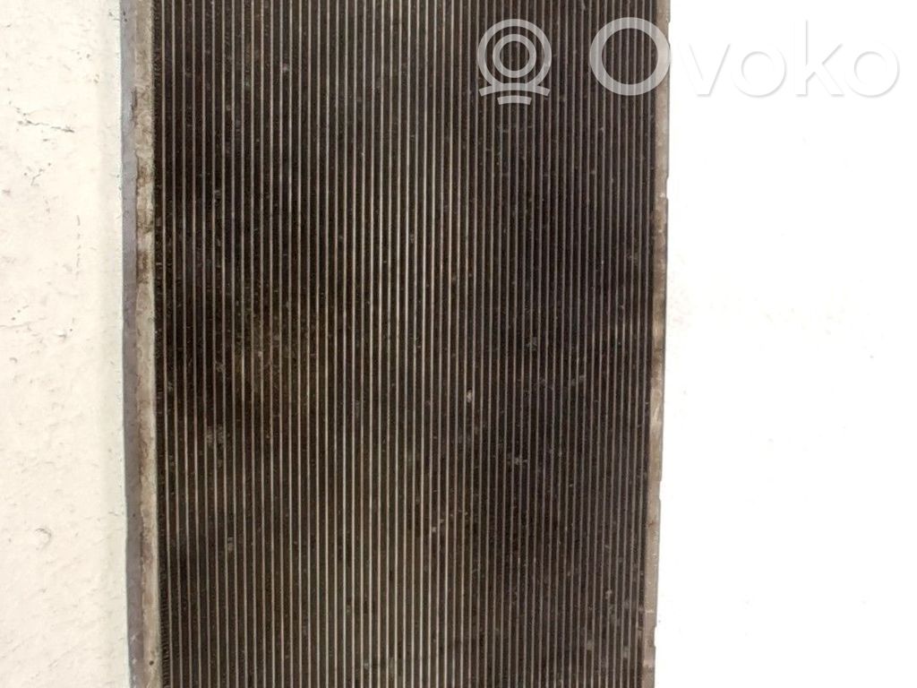 Radiateur de refroidissement   LFB715200A