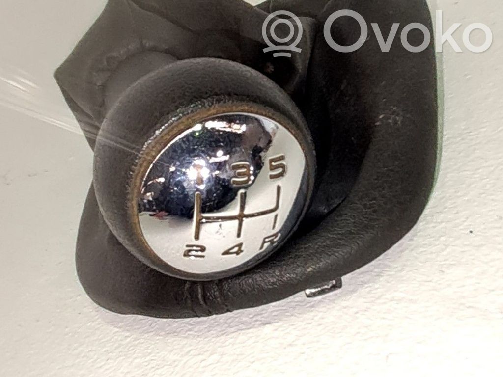 Peugeot 207 Rivestimento in pelle/manopola della leva del cambio