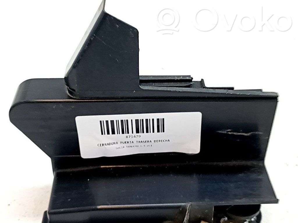 Cerradura de puerta trasera   825022281R