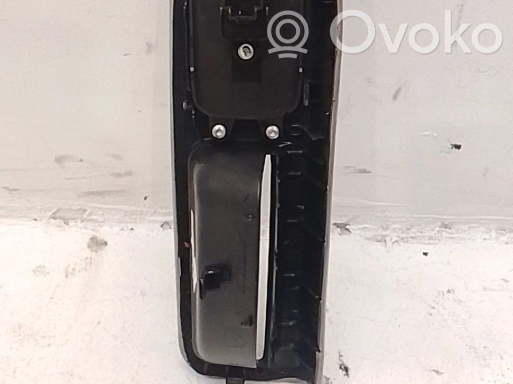Interruptor del elevalunas eléctrico   30658448