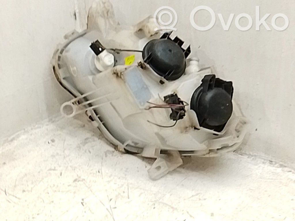 Phare frontale   Q0013466V003000000