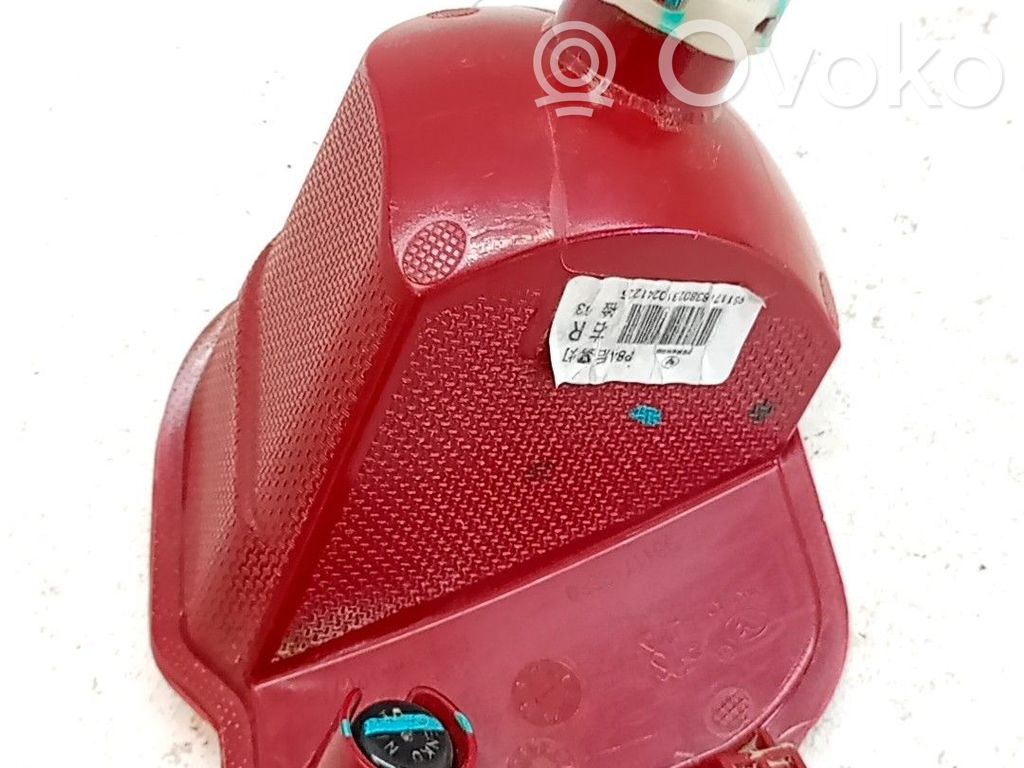 Takasumuvalo   9811718380