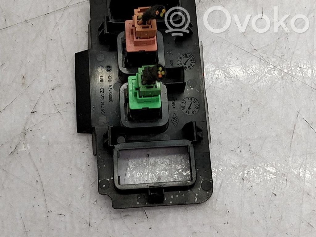 Light switch   8231SV,6490JR,6554C3