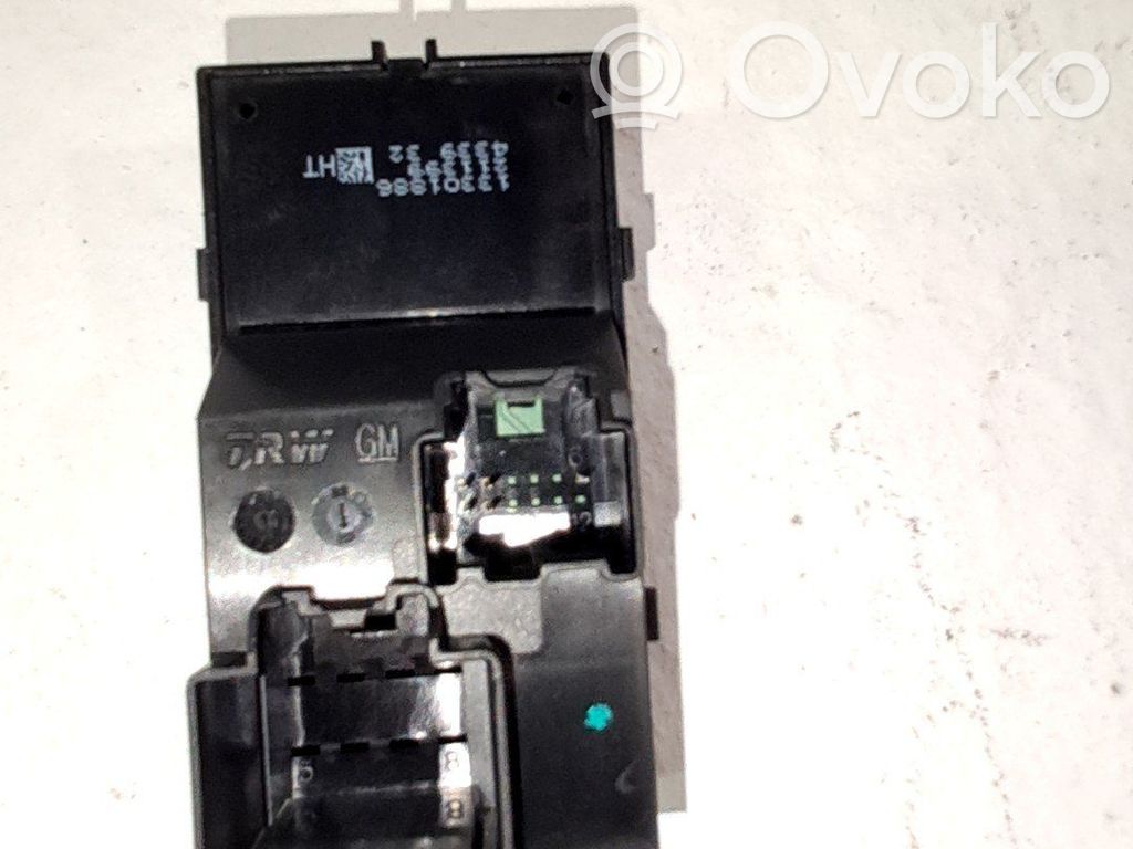 Interruptor del elevalunas eléctrico   13301886