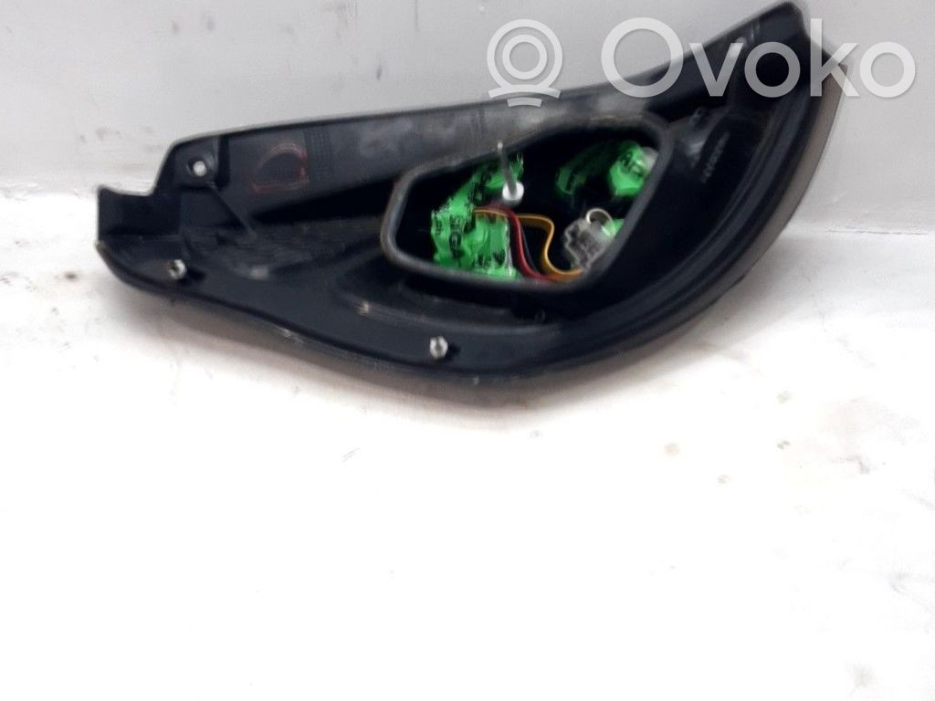 Ford Fiesta Bec lampă spate 
