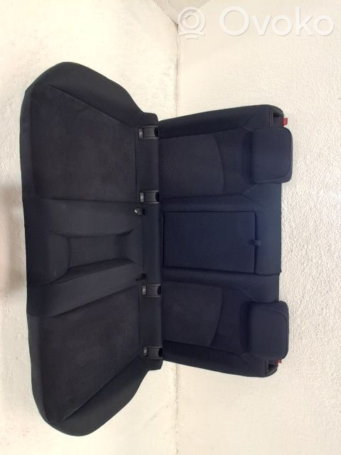 Takaistuin   10A885175H,10A885502ACA9,5G0885501GCA9