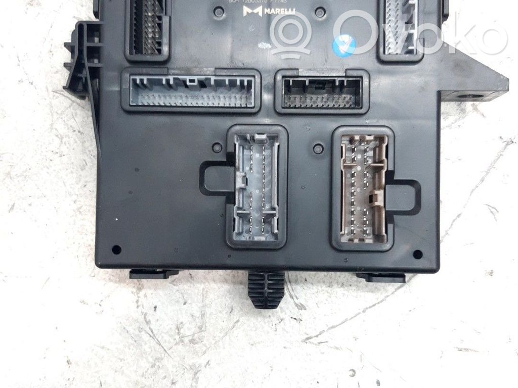 Dacia Sandero Unidad de control/módulo de carrocería central 